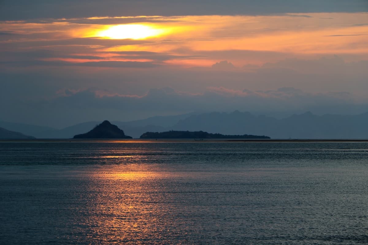 コモド諸島＆少数民族村 まるごと満喫3日間|コモド諸島旅行はサラトラベルコモド