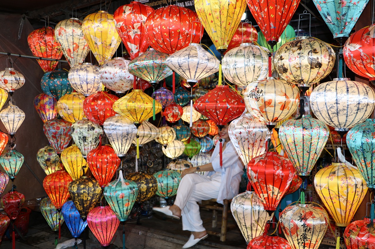 ホイアン旅行はサラトラベルベトナム