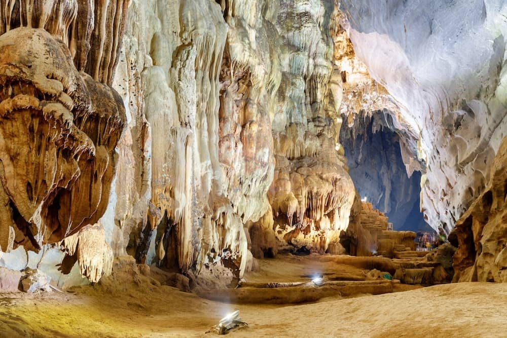 世界遺産・フォンニャ洞窟＆ティエンソン洞窟1日観光（フエ発）|ホイアン旅行はサラトラベルベトナム